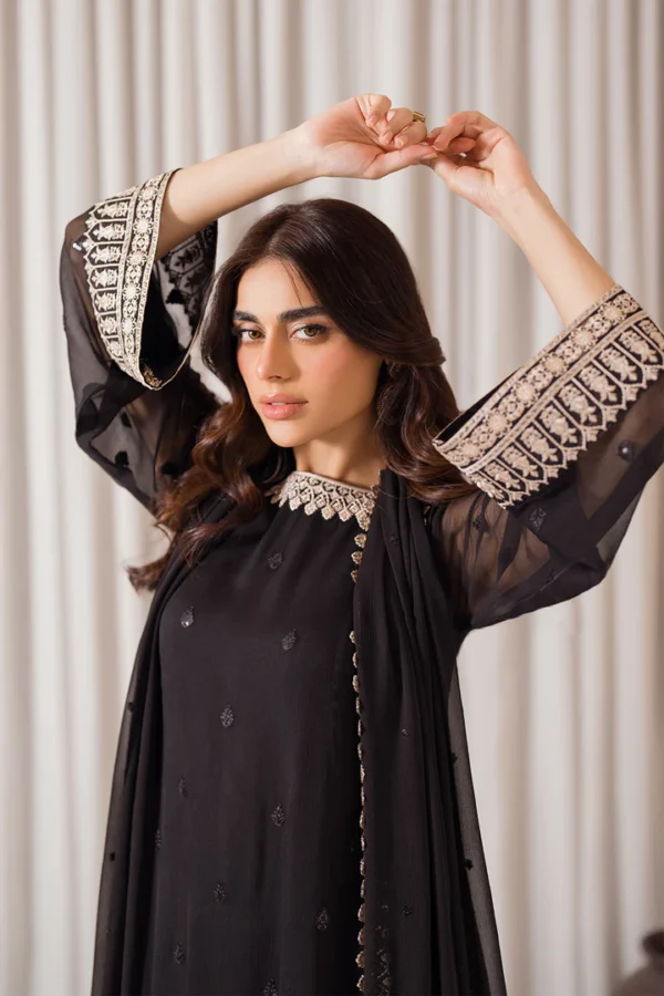 AZURE EMBROIDERED CHIFFON - Image 3